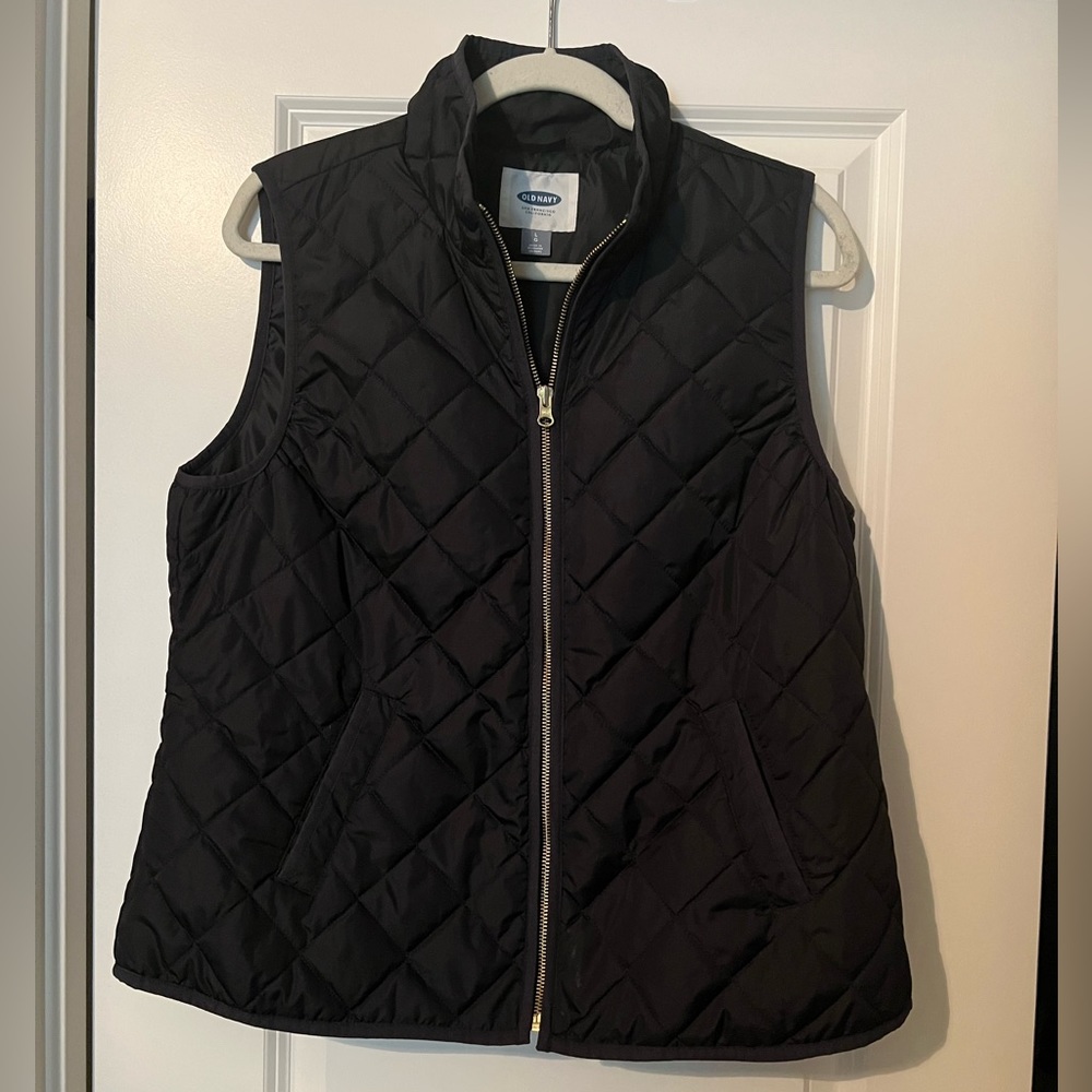 🖤Old Navy Quilted Vest🌿